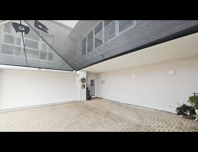 3 BEDROOM HOUSE FOR SALE IN ISLAND VIEW